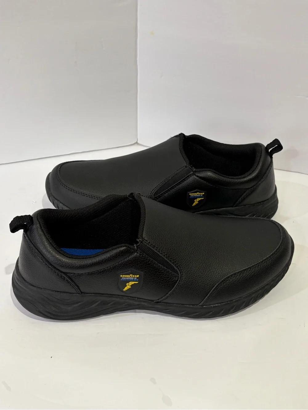 Skechers goodyear engineered